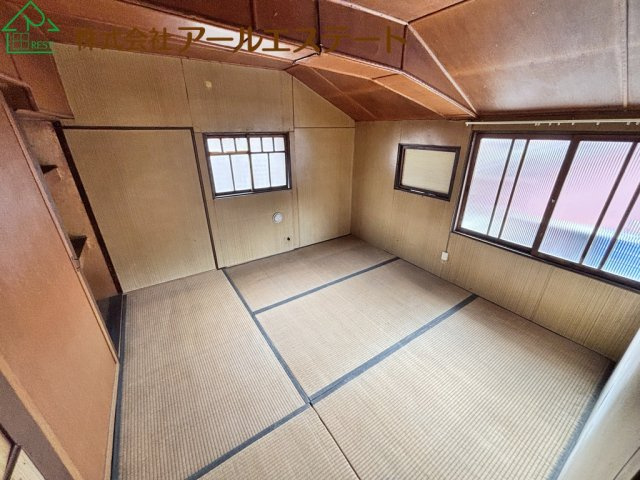 姫路市白浜町　　山陽電鉄「白浜の宮駅」徒歩9分の寝室