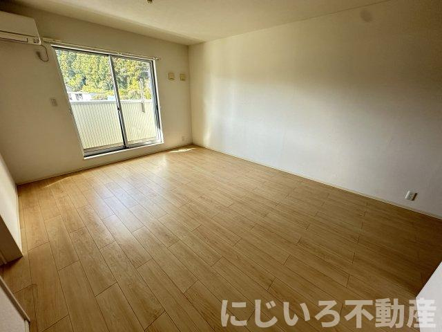 セントロイエル見能林の居間・リビング