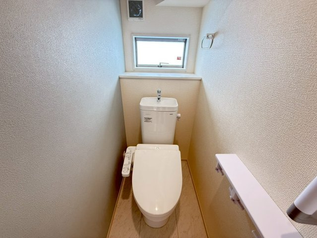 ■■南城市大里高平-2号棟（全3棟）のトイレ|清潔感のあるトイレです