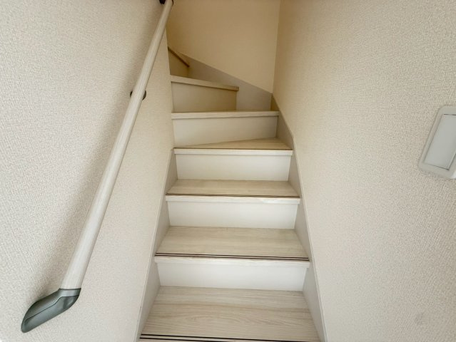 ■■南城市大里高平-2号棟（全3棟）の収納|便利な収納スペースです