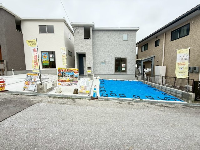 ■■南城市大里高平-2号棟（全3棟）の外観|外観もきれいです