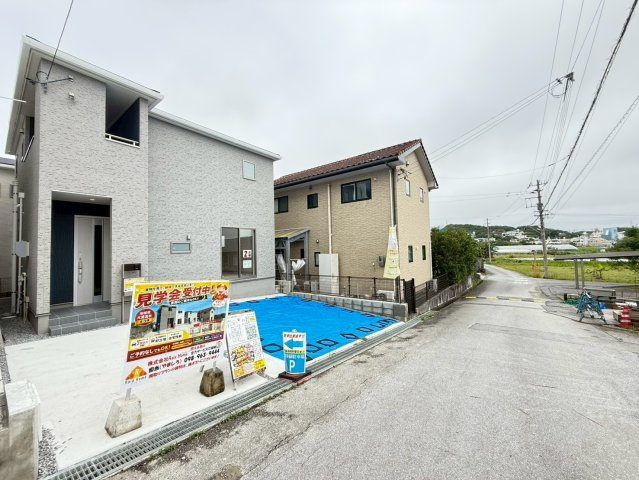 ■■南城市大里高平-2号棟（全3棟）の前面道路含む現地写真|前面道路含む現地写真です