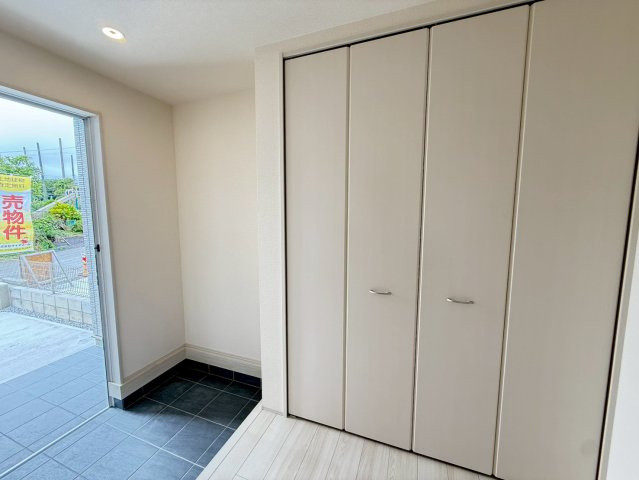 ■■南城市大里高平-2号棟（全3棟）の収納|専用の収納スペースです