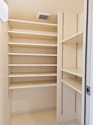 ライオンズステーションプラザ安城　　刈谷市近郊の賃貸ならクラスホーム刈谷店の収納