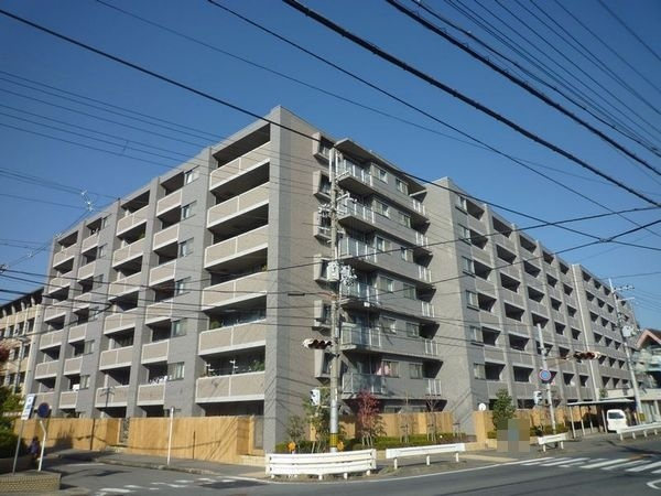 ディークラディア醍醐駅前