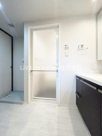 東村山市萩山町５丁目の賃貸マンションの洗面所