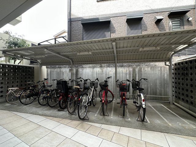 アーバンヴィレッジ須磨アクティスの駐輪場