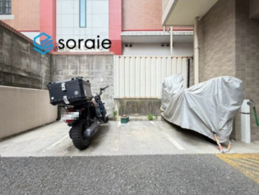 アイディスクエア川越新富町　中古マンション　5階の駐車場|7/28　撮影