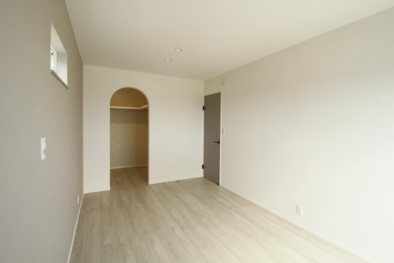 南国市大そね　1号棟　新築戸建　（全2区画）　の洋室|2Ｆ　南西の部屋　7.5帖+WIC