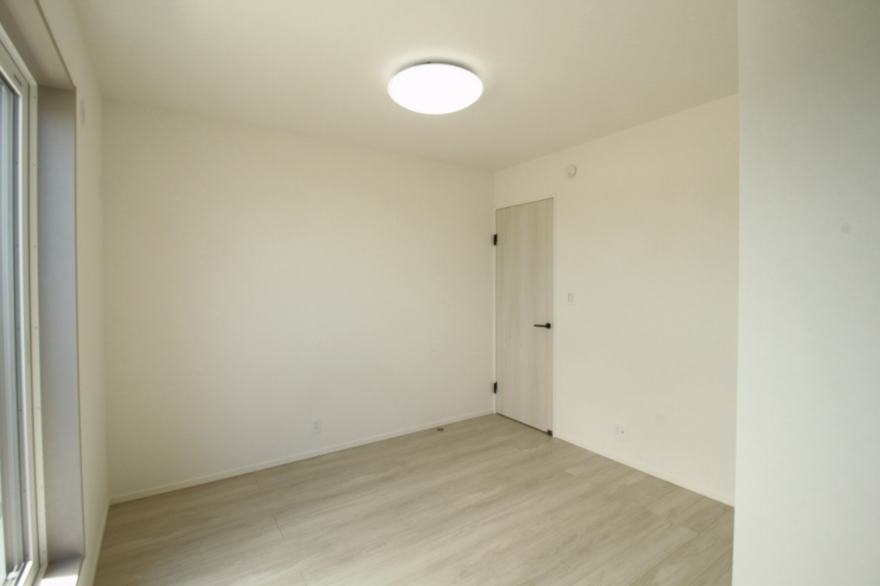 南国市大そね　1号棟　新築戸建　（全2区画）　の洋室|2Ｆ　南の部屋　5.2帖