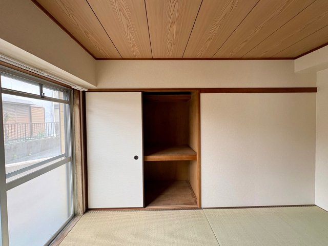 グローリウス長野の和室