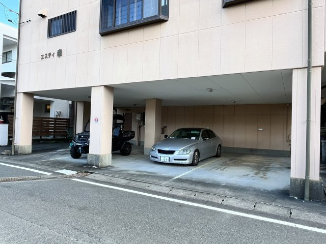 【駐車場】の画像