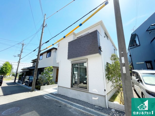 箕面市石丸　第2期　新築一戸建ての外観|周辺は落ち着いた街並みの住宅地！子育てがしやすい住環境です！まだ未完成ですが、現地でしかわからない事もございます。是非一度ご覧ください。