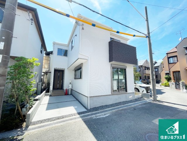 箕面市石丸　第2期　新築一戸建ての外観|お客様に長く安心して住んでいだだける事にこだわった家づくり！住んでからのアフターサービスにもしっかりと取り組んでいます！