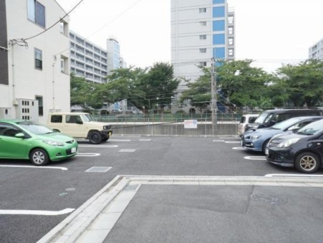ラルーチェ2のエントランス