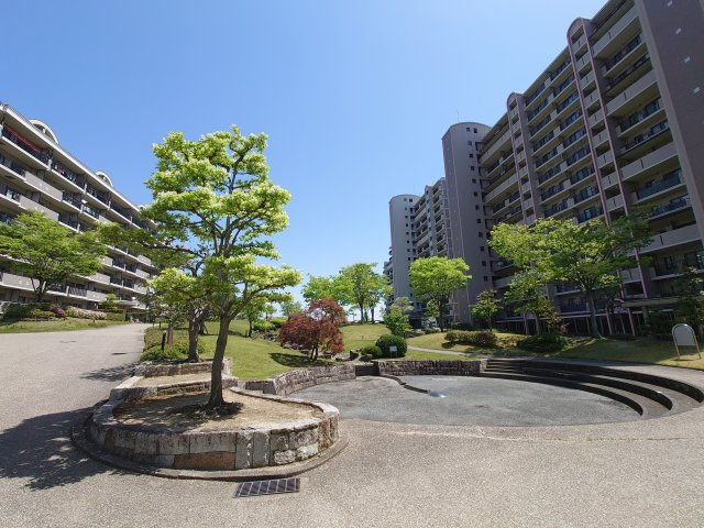 桃花台パークヒルズ参番館のその他共用部分|敷地内　公園