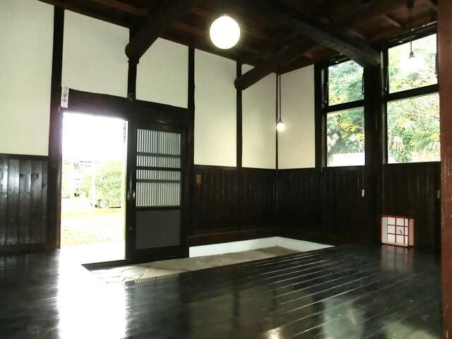 小雀町古民家の玄関
