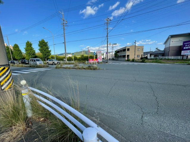 牛川ヒルズの周辺