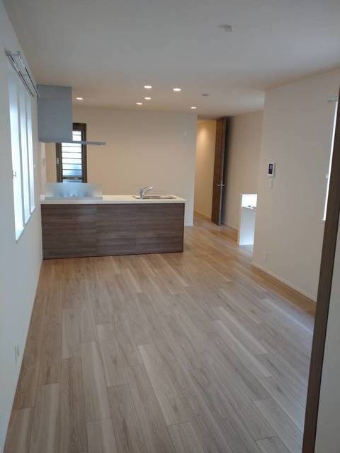 ＳＯＲＡの洋室|★明るいフローリングの角部屋です★