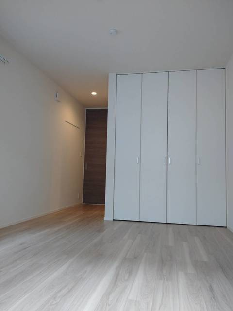 ＳＯＲＡの洋室|★明るいフローリングの角部屋です★