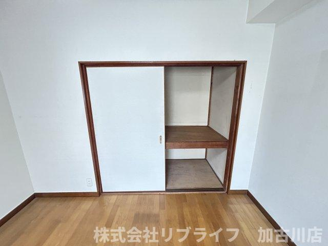 粟津戸建ての収納