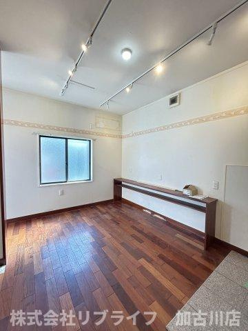 粟津戸建ての内装