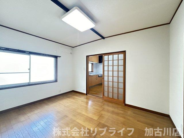 粟津戸建ての居間・リビング