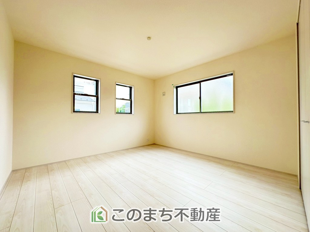 LiveleGarden.S宇都宮市中里町第5の洋室|大切なプライベート空間は、趣味に合わせて使って頂けるようシンプルに仕上げてあります。
