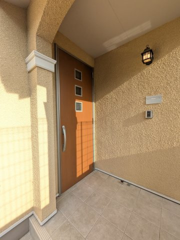 有馬5丁目戸建Aのエントランス