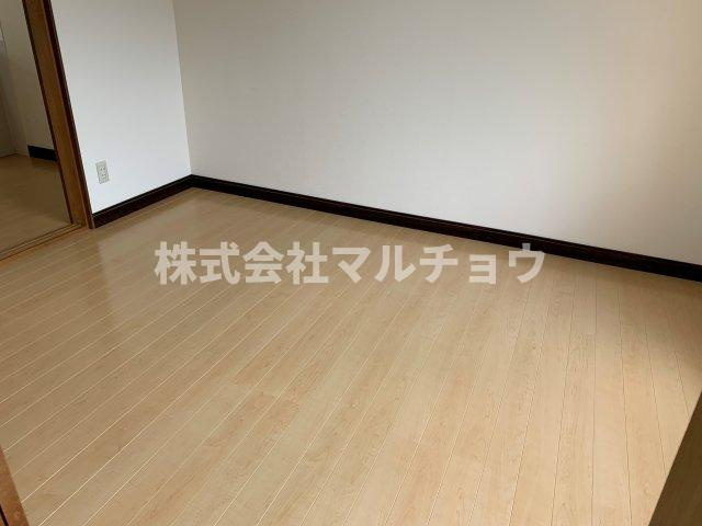 辻本ハイツの洋室|個人の部屋や寝室として使える洋室です