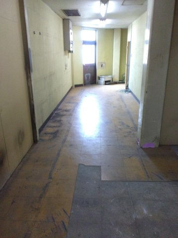 古河市雷電町栗原店舗の内装