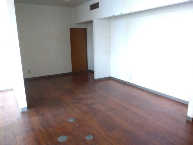 古河市雷電町栗原店舗の内装