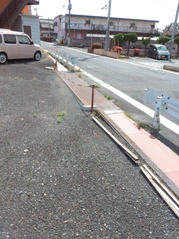 古河市雷電町栗原店舗の駐車場
