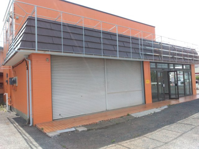 古河市雷電町栗原店舗の外観