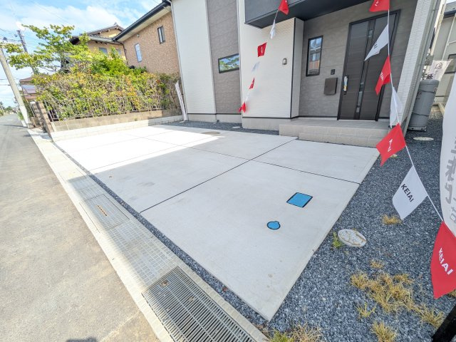 土浦市木田余　1期　新築戸建て　２号棟の駐車場|駐車は３台可能です♪