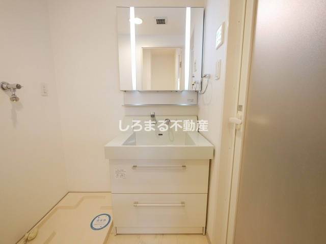 BRAVI南堀江の洗面所