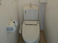 ゆったりとした空間のトイレです