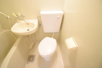 シンプルで使いやすいトイレです