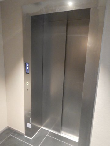 プラウド上原のその他共用部分|エレベーター