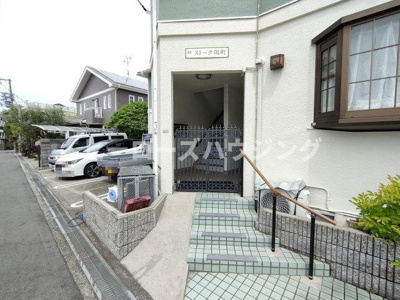 【エントランス】 | ストーク岡町