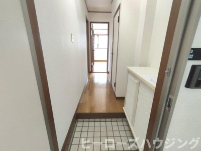 【玄関】 | ストーク岡町