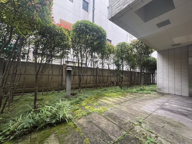 パレ神楽坂の庭