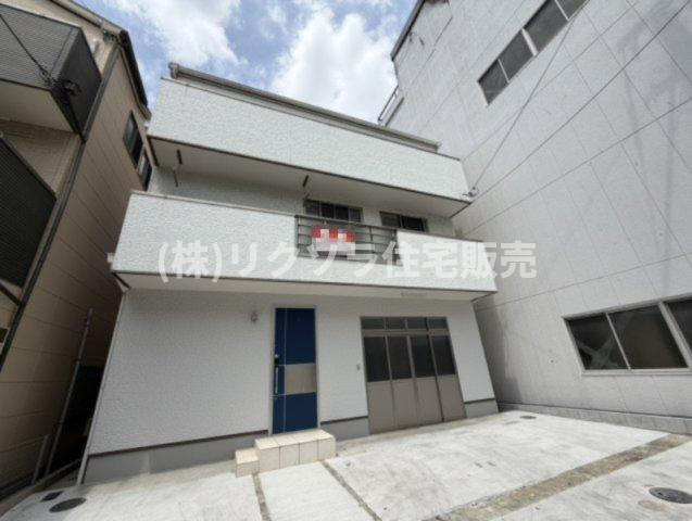 四宮3丁目　中古一戸建ての外観|新しい生活にいかがでしょうか？外観はお住まいの顔になります。こだわりたいポイントですね。外壁塗装や屋根塗装のご相談も承っております。
■現地内覧・資金計画相談・住宅ローン相談もお問合せ受付中■