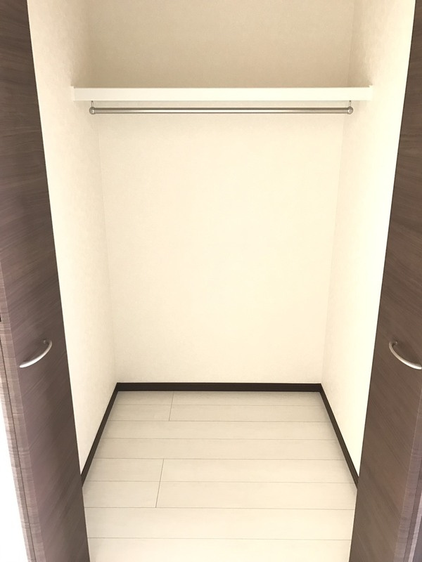 フォレスタ港南中央の収納