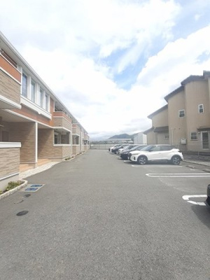 【駐車場】 | ルーチェ　ソラーレⅠ | カースペースがあります