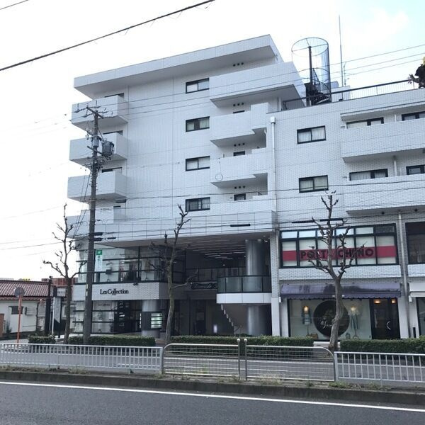 リバーサイドテラス石川橋(店舗)の外観