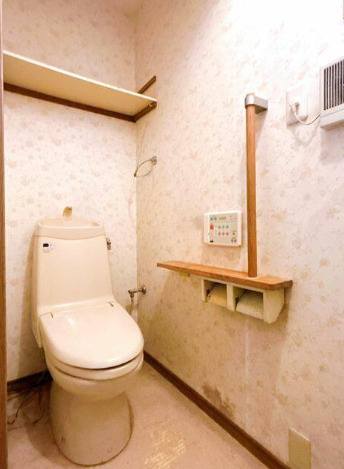 売中古戸建　富士市中之郷のトイレ