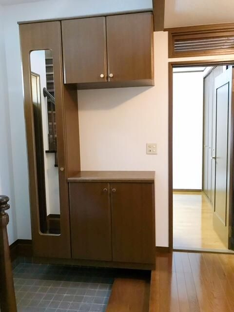 立花戸建ての玄関|ゆったりとした玄関です