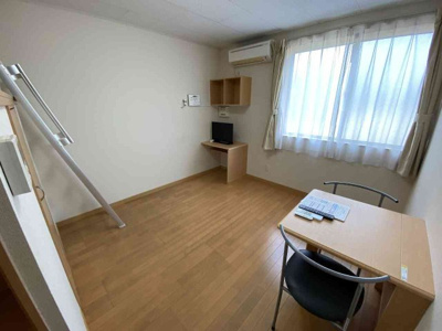【居間・リビング】 | レオネクスト入地 | 設備・仕様は号室により異なる為、現況を優先致します。