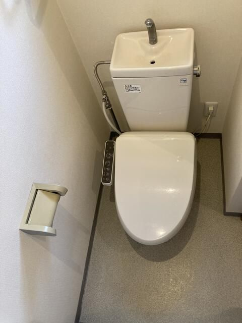 大島ビルのトイレ